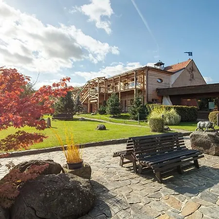 Farma Michael Na Tvrzi Nedvezi Resort *