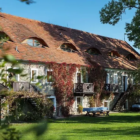 Resort Farma Michael Na Tvrzi Nedvezi