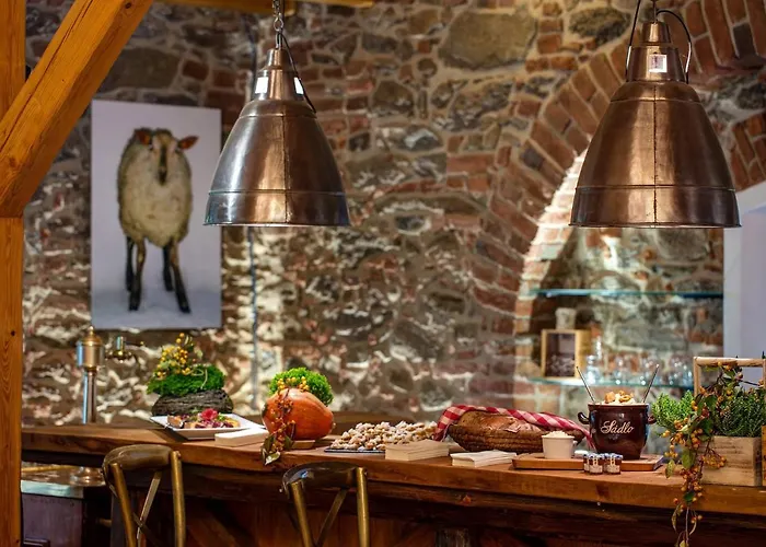 Farma Michael Na Tvrzi Nedvezi Netvorice