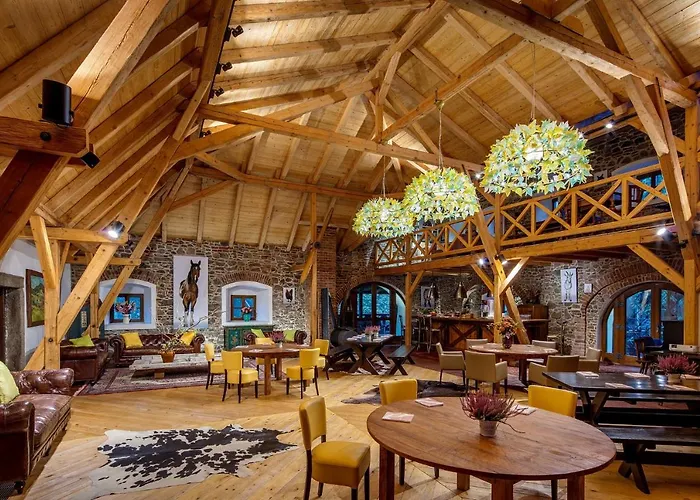 Resort Farma Michael Na Tvrzi Nedvezi Netvorice